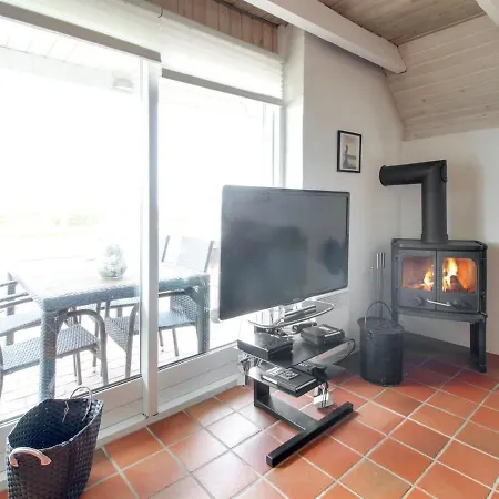 Holiday home Sys - 500m From The Sea In Western Jutland By Interhome *